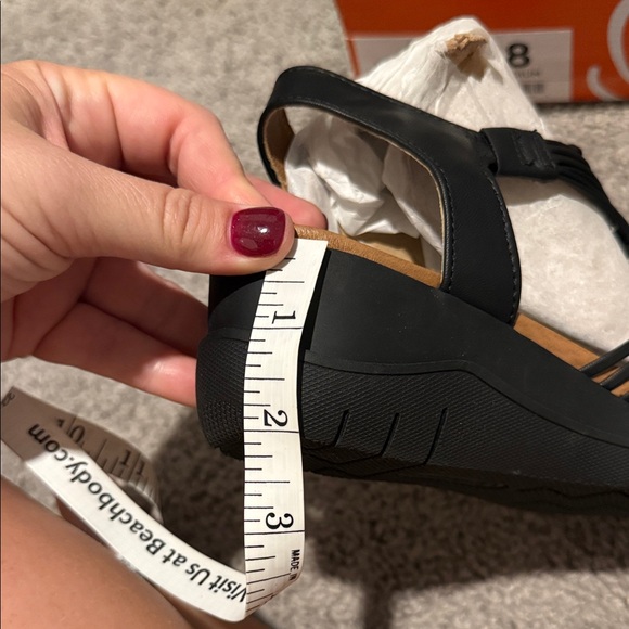 BareTraps Black Strappy Sandals - Picture 11 of 11